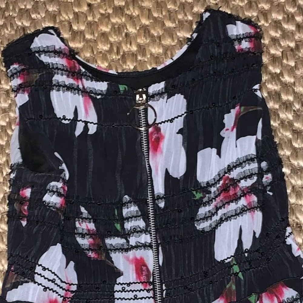 ZOE LTD Sydney Smocked Floral Chiffon Dress - Picture 3 of 12